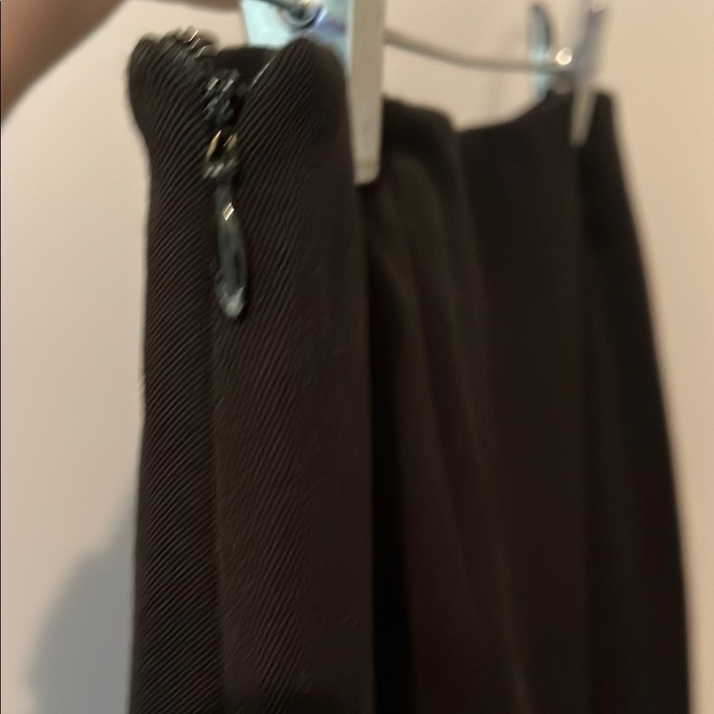 The Limited Stretch Black Knee-Length Pencil Skirt 4 - Picture 4 of 5